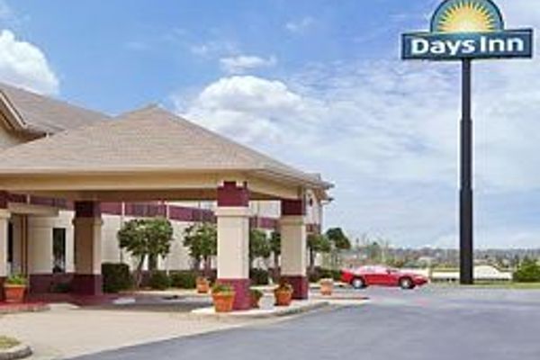 AMERICAS BEST VALUE INN (Commerce)